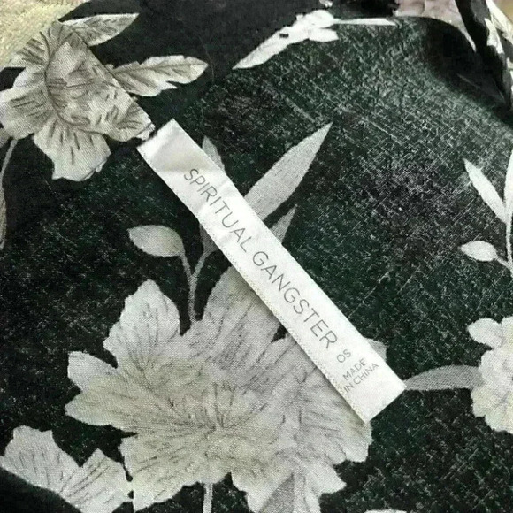 NWOT Spiritual Gangster Maya Kimono Black White Floral - Picture 5 of 9